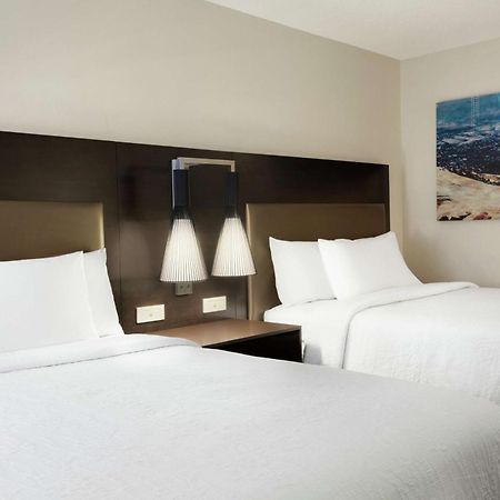 Hilton Garden Inn Купертино Екстериор снимка