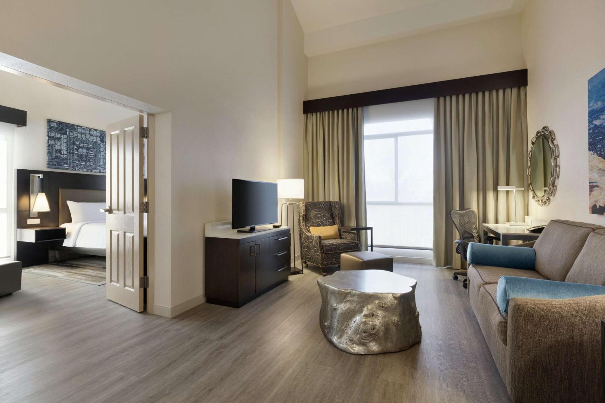 Hilton Garden Inn Купертино Екстериор снимка