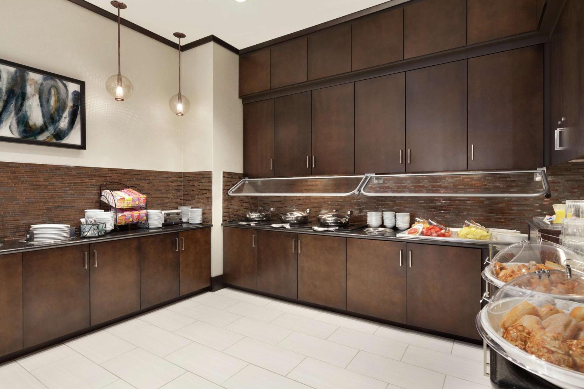 Hilton Garden Inn Купертино Екстериор снимка