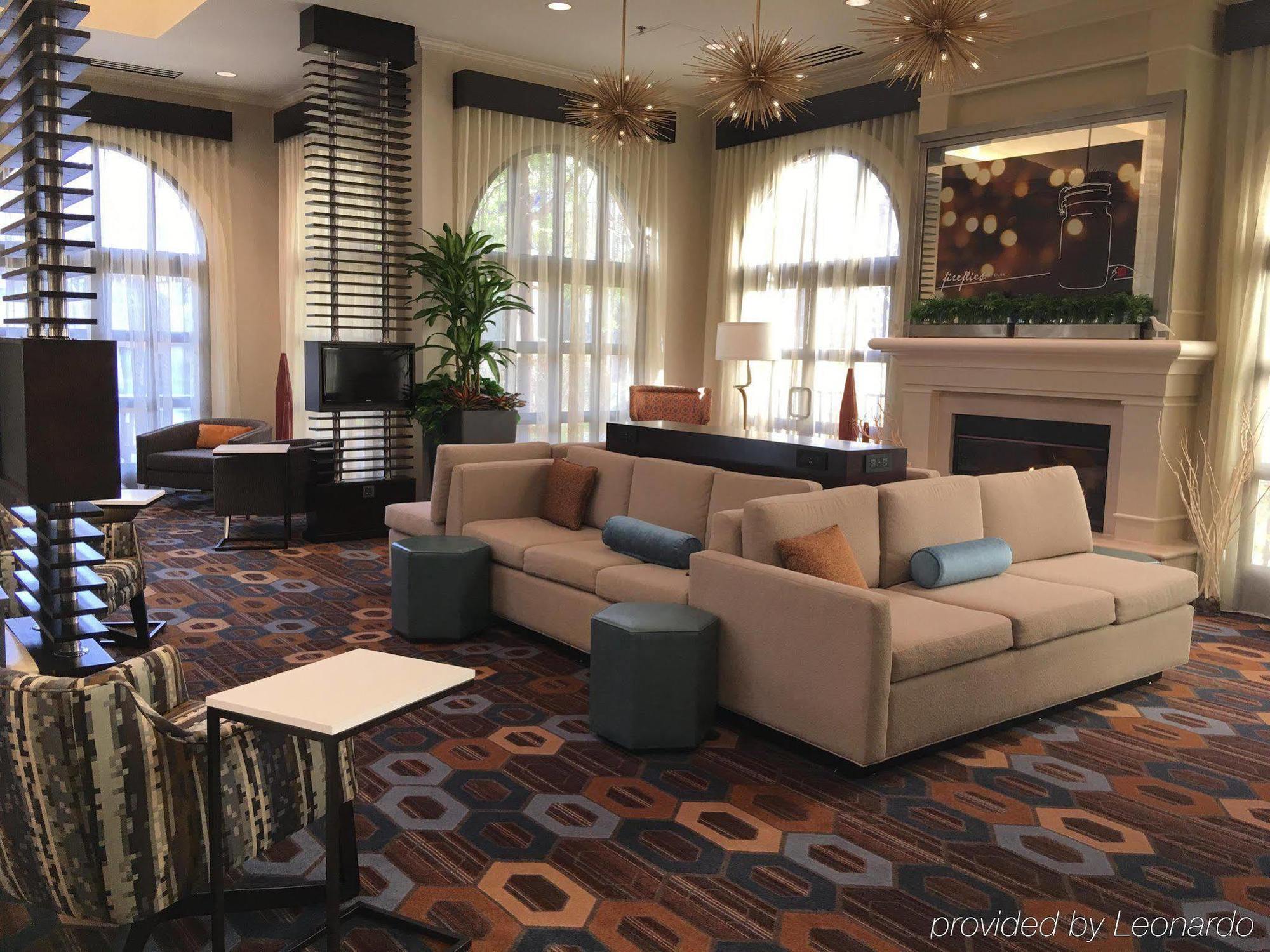 Hilton Garden Inn Купертино Екстериор снимка