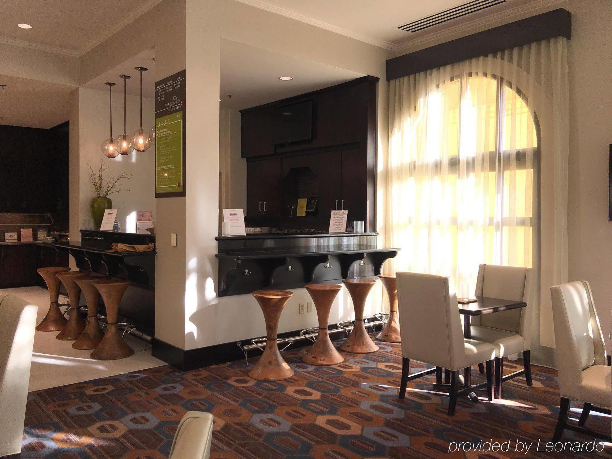 Hilton Garden Inn Купертино Екстериор снимка