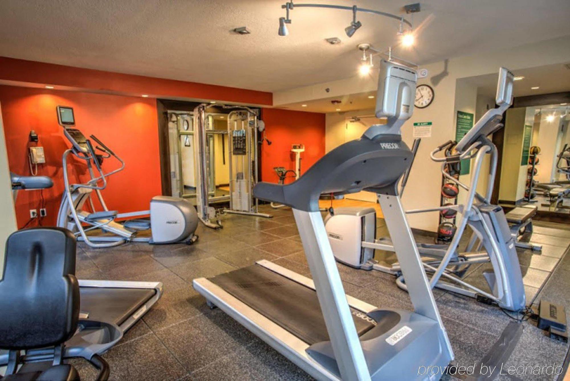 Hilton Garden Inn Купертино Екстериор снимка